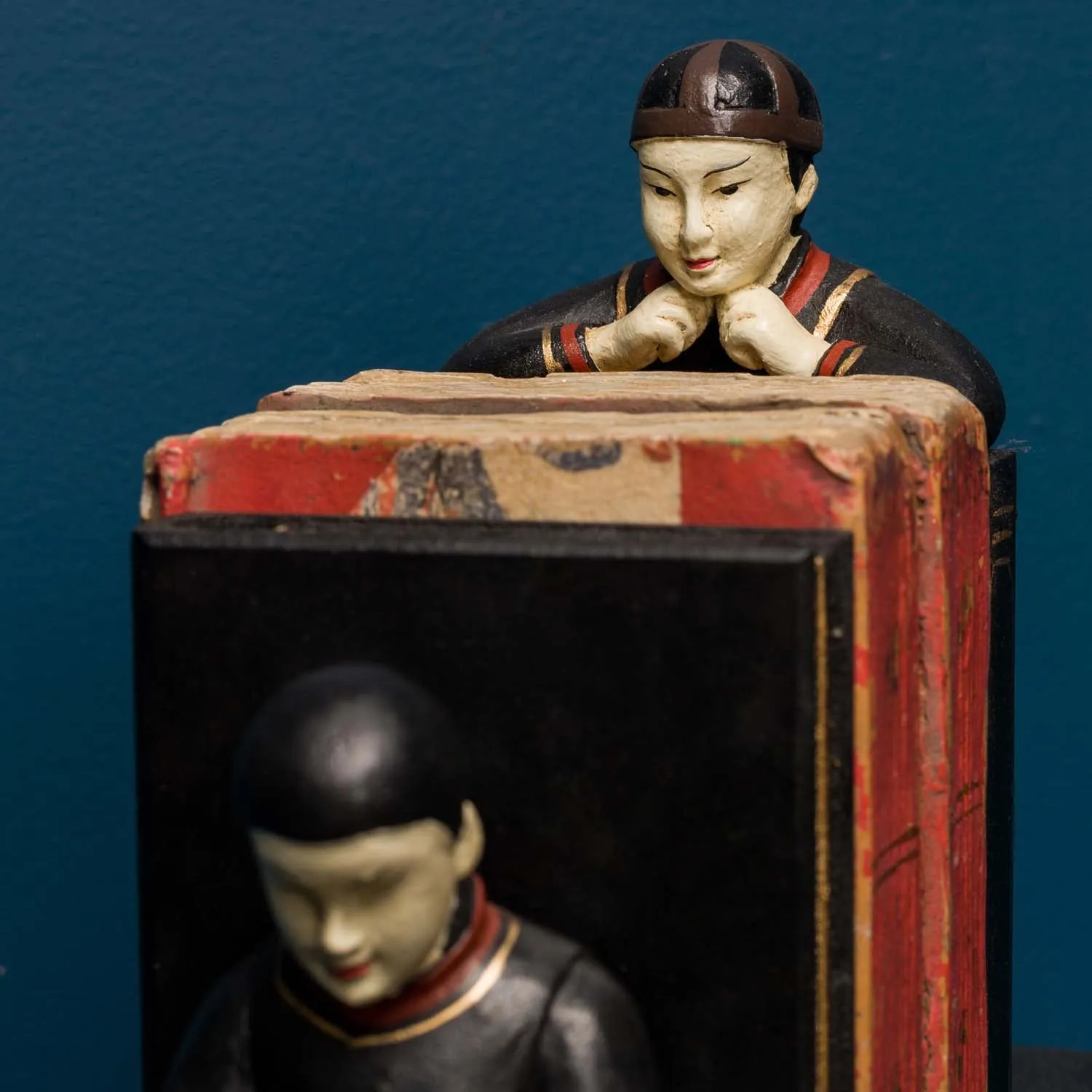 FENG & FUNG BOOKENDS