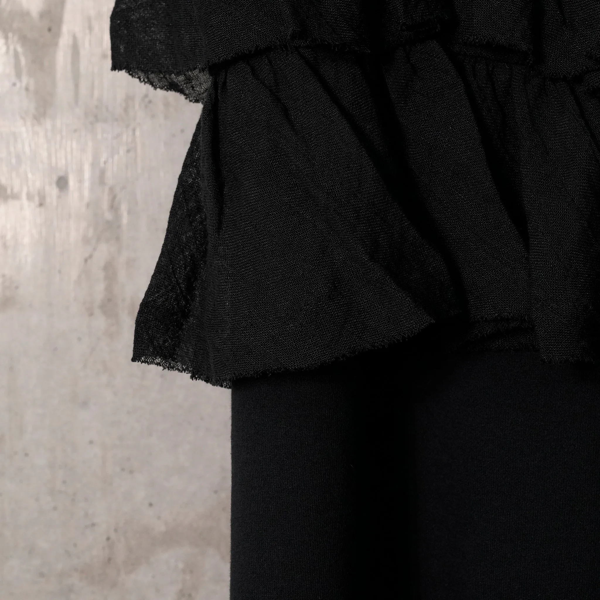 FOUNTAIN SKIRT / BLACK