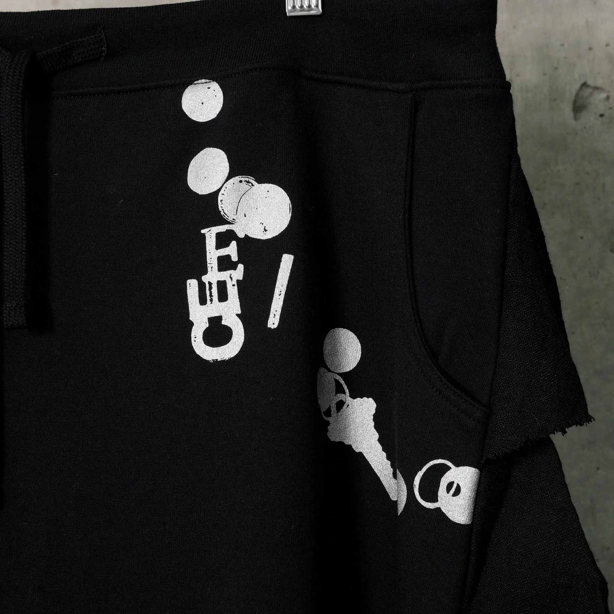 FOUNTAIN SKIRT / BLACK