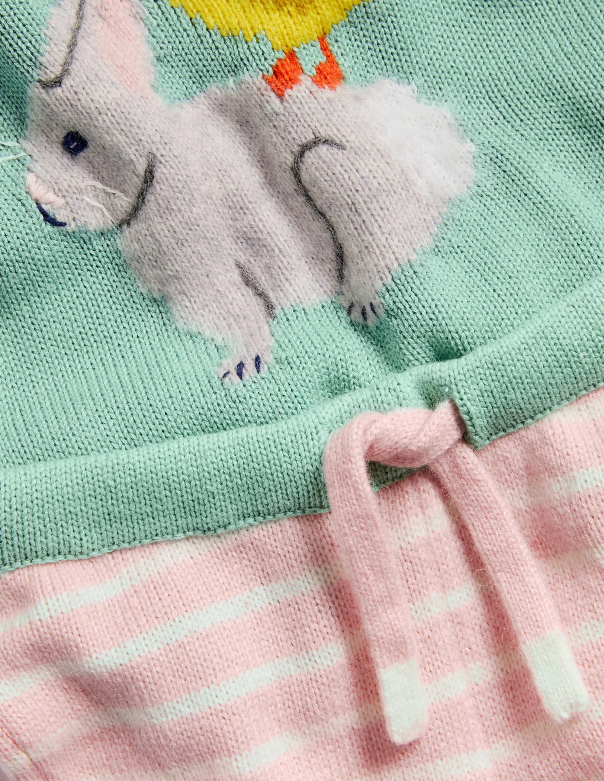 Fun Knitted Playset-Fountain Green Bunny