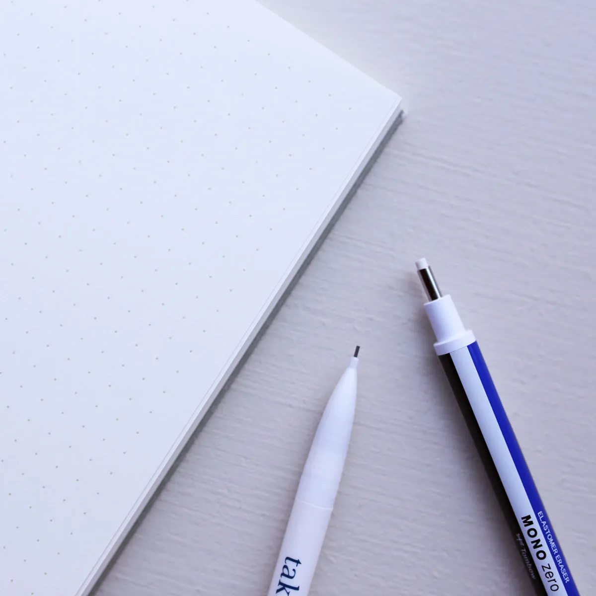 MONO ZERO ERASER PEN // WHITE