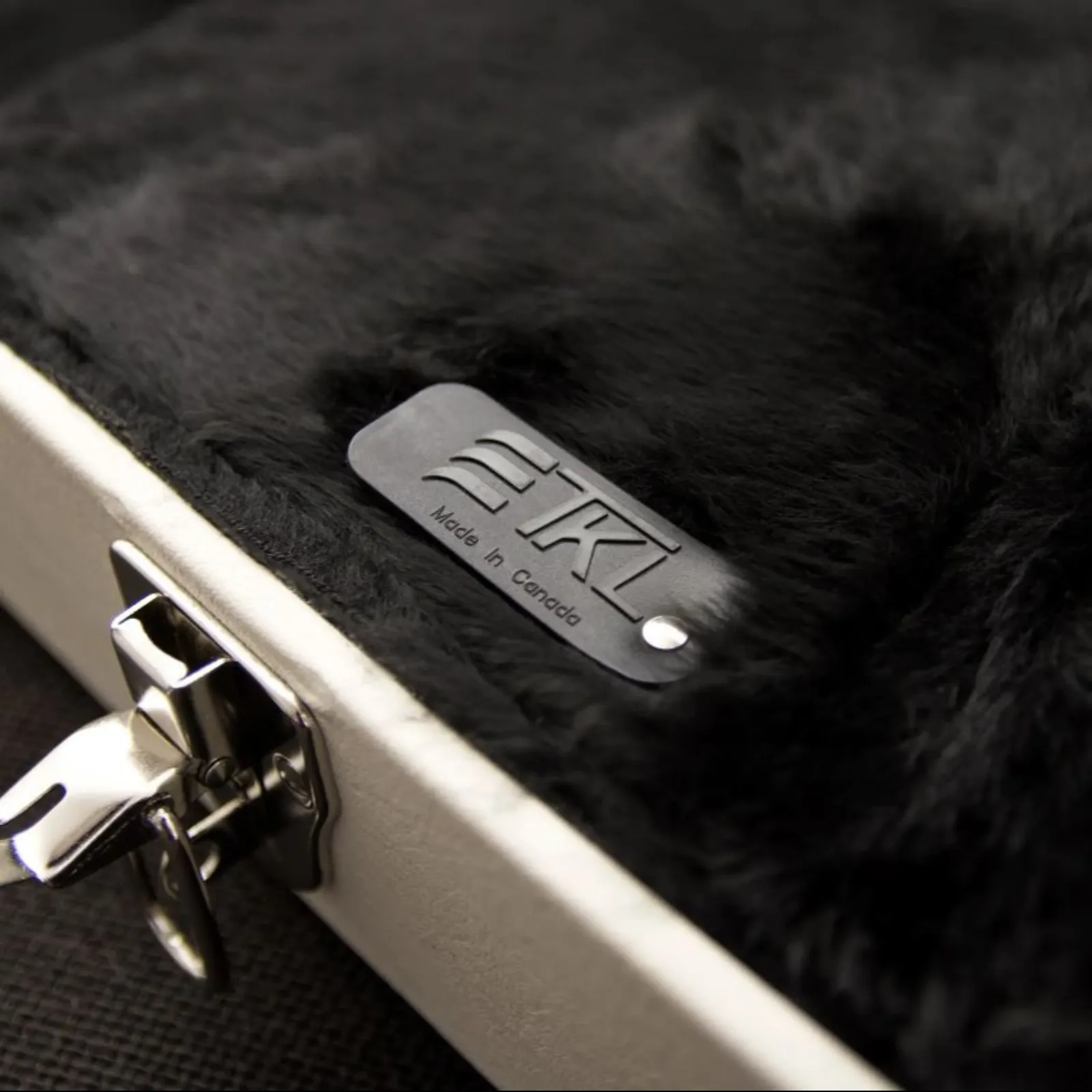 Reverend Teardrop Two-Tone Bass Guitar Case